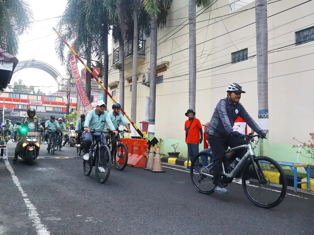 Persiapan Lomba Pelaksana Gotong Royong Terbaik Tingkat Jawa Timur di Kelurahan Banjarejo, Kecamatan Taman Kota Madiun